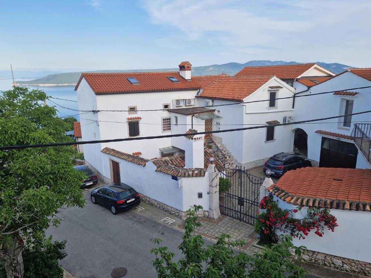 Guesthouse Villa Galovic เบรอเซส ภายนอก รูปภาพ