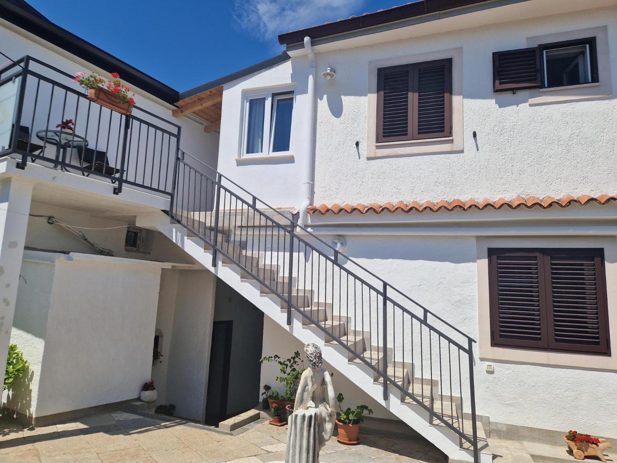 Guesthouse Villa Galovic เบรอเซส ห้อง รูปภาพ