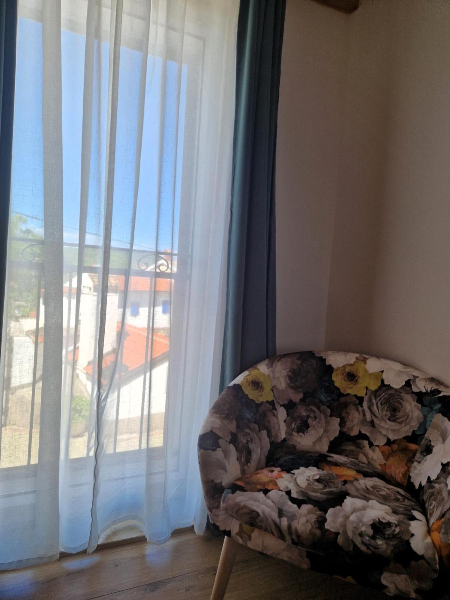 Guesthouse Villa Galovic เบรอเซส ห้อง รูปภาพ