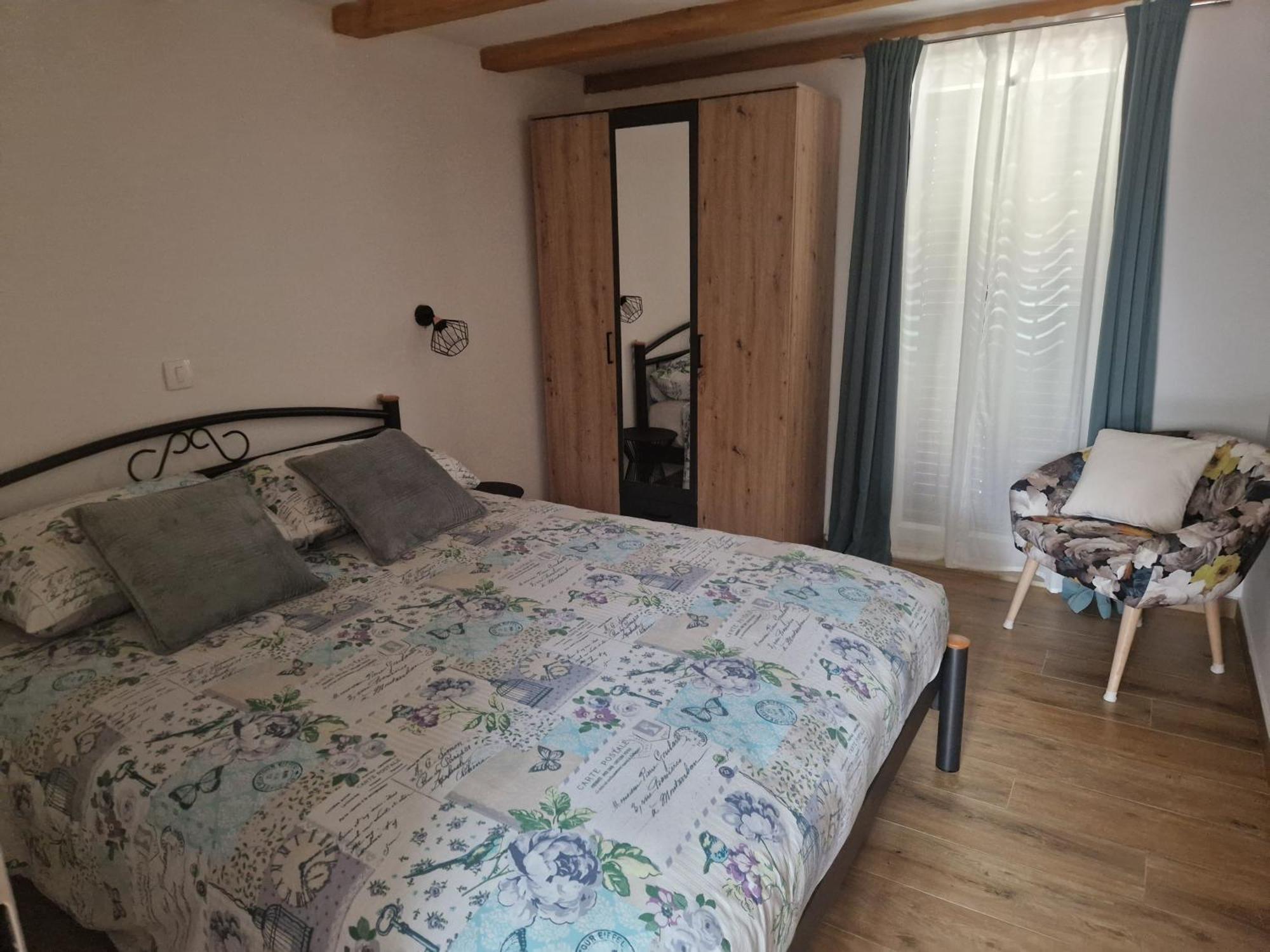 Guesthouse Villa Galovic เบรอเซส ภายนอก รูปภาพ